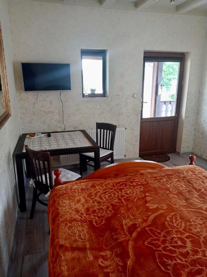 Gosciniec Zoska Hostel Ostrzyce Kültér fotó