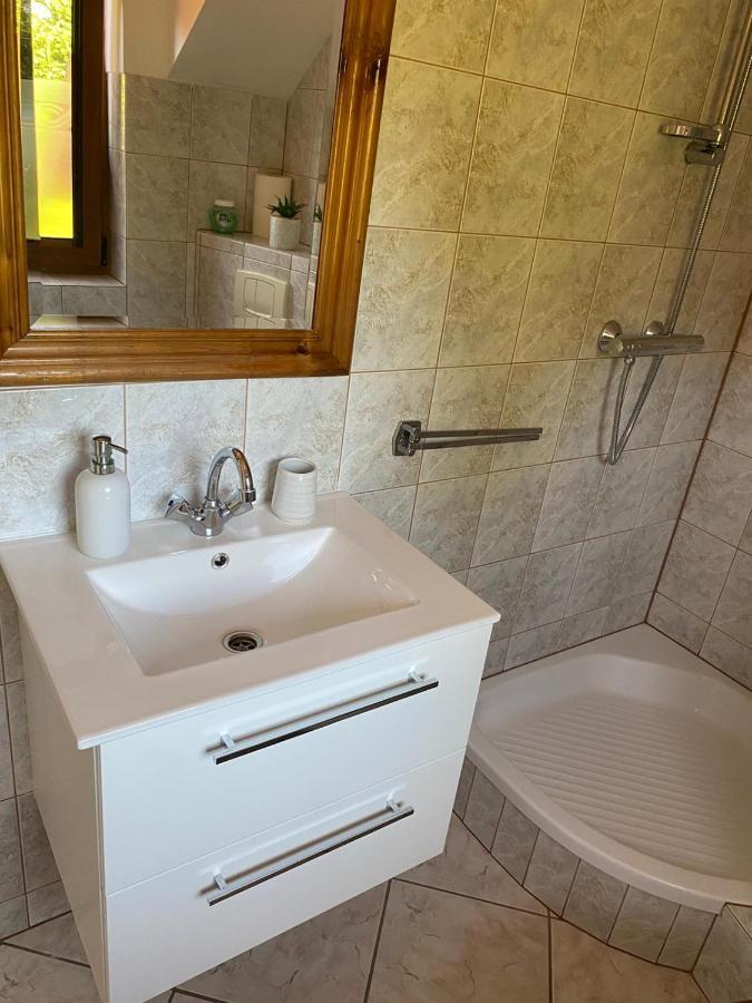 Gosciniec Zoska Hostel Ostrzyce Kültér fotó
